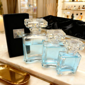 Top Grade Perfume Bottle 20/30/50/100ml Heavy Base Glass Square with Metal Plastic Spiral Cap Pump Sprayer OEM ODM