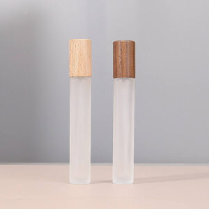 10ml Portable Cylinder Essential Oils Fragrance Empty Frosted Bottle Spray Perfume Glass Bottle Atomizer with Wood Cap