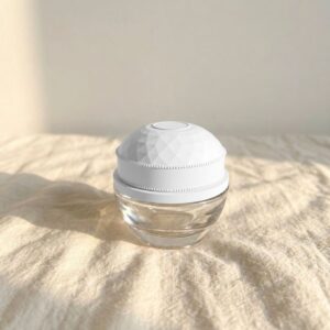 Oem Unique Luxury Round 100g Glass Cosmetic Cream Jars With Lids for Cosmetic Packaging