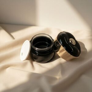 Custom 100g Refillable Empty Cosmetic Containers Wide Mouth Egg Shaped Cap Glass Face Cream Jars